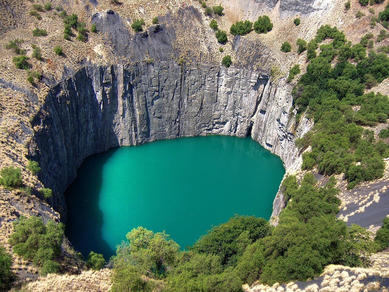 Open-pit mine and quarry